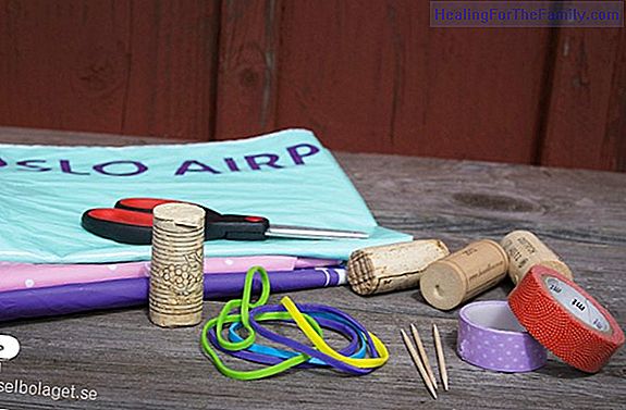 Boat with corks. Easy and fun crafts for children