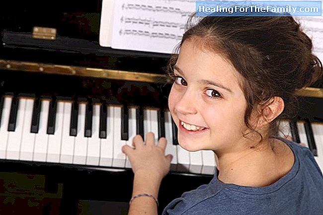 Vorteile Klavier für Kinder spielen