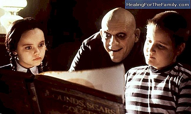 Die Addams-Familie. Halloween Lied in Englisch für Kinder