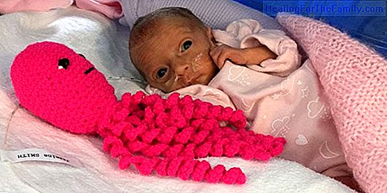 Crochet octopuses to help premature babies