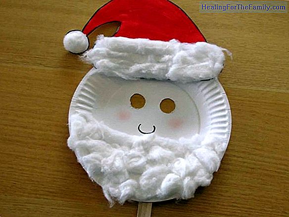 Mask of Santa Claus. Christmas crafts for children