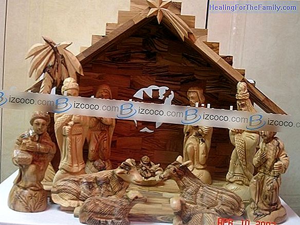 Mule figure for the Bethlehem. Crafts for the Nativity Scene Christmas