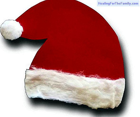 Cardboard Santa Claus. Christmas crafts for children