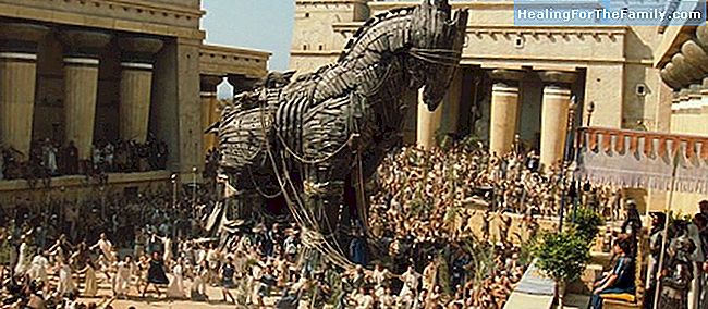 Troijan hevonen. lyhyt legendat kreikkalaisessa mytologiassa