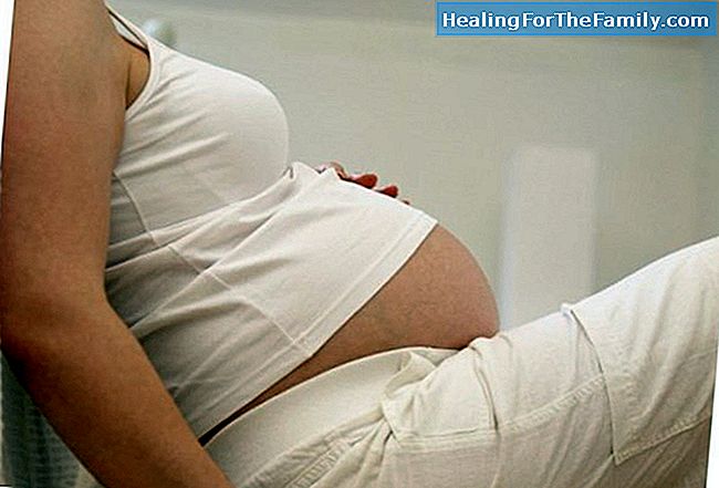 Nausées et vomissements pendant la grossesse: Causes et solutions