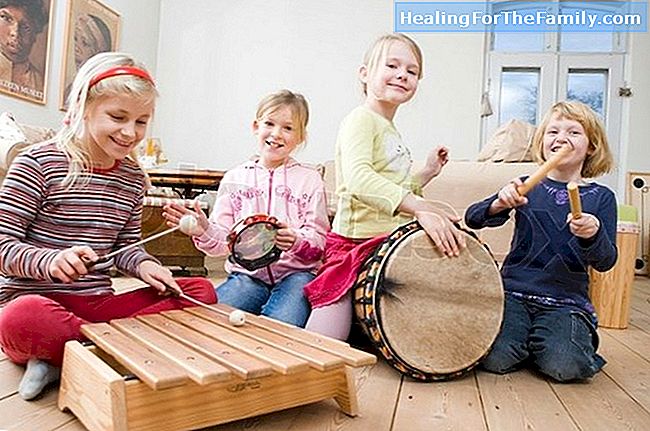 7 Benefici della musica nello sviluppo del bambino e del bambino