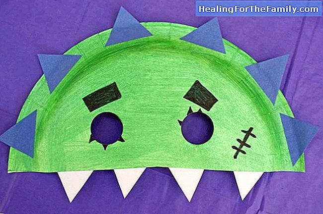 Maschera di dinosauro con piatto di carta. Tecniche Carnival