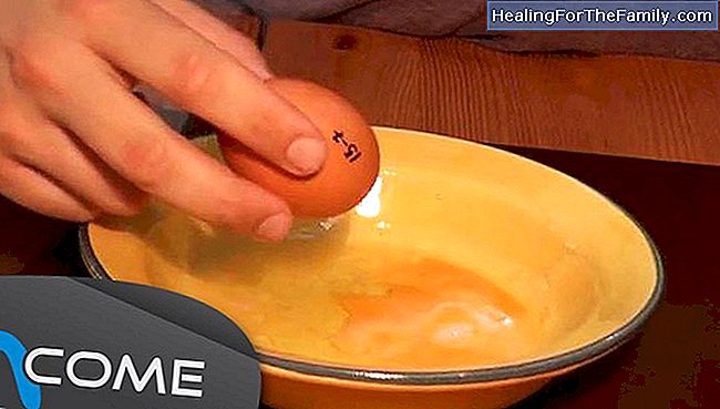Come svuotare un uovo senza rompere il guscio e dipingere