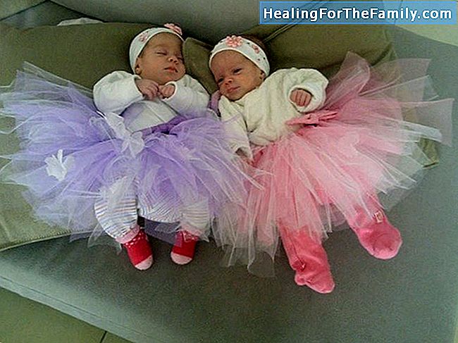 טיפים להורים של תינוקות תאומים או תאומים