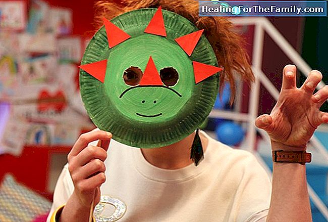 Dinosaurus masker met papieren bord. Crafts Carnival