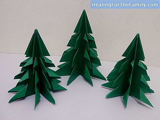 Grinalda de Natal com papel. Artesanato de Origami