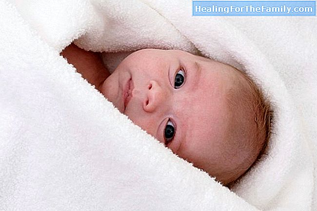 Varför barn föds med blå eller grå ögon