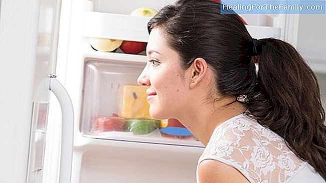 Hur man organiserar kylskåpet hälsosamt för barn
