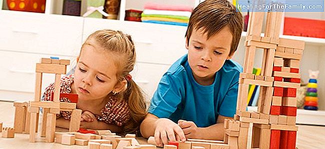 Atividades para aplicar o método Montessori em casa com crianças