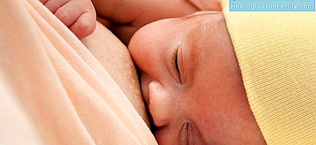 Amamentando o bebê após uma cesariana