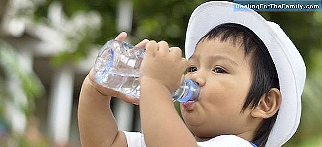 Kinder müssen mehr Wasser trinken als Erwachsene