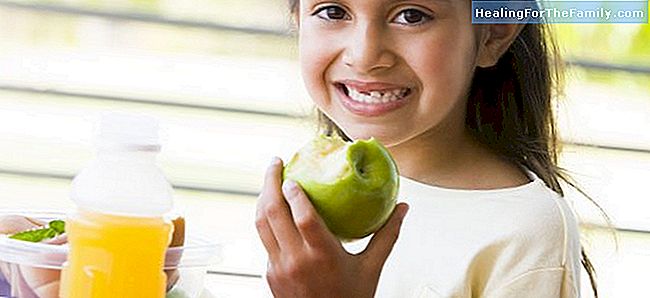 Natuurlijk sap of fruit in kindervoeding, wat is gezonder?