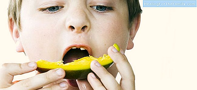 פירות טרופיים של דיאטות ילדים