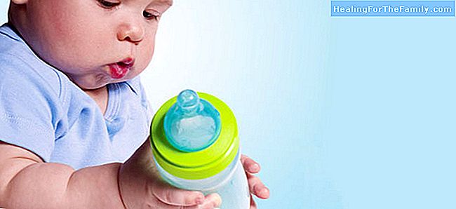 Quando o bebê usado para amamentar não quer que o frasco