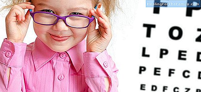 12 Nycklar för att veta om ditt barn behöver glasögon