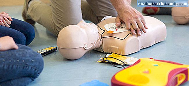 Miten käyttää defibrillaattoria lapsilla, jos sydänpysähdys