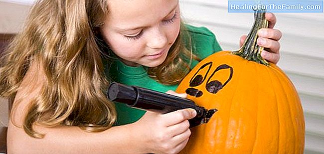 Halloween Handwerk für Kinder mit Recycling-Material