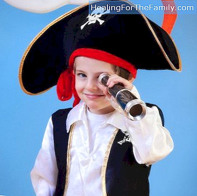 Hvordan å lage en drakt barn pirat
